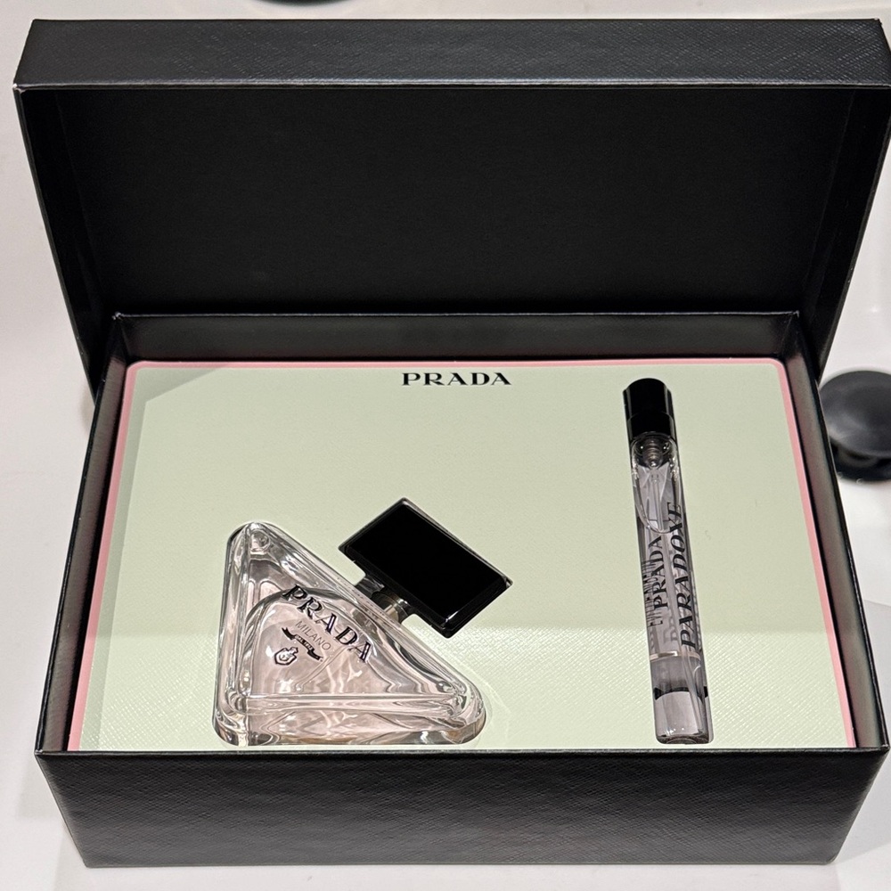 Prada Paradoxe 1.7oz Fragrance Set